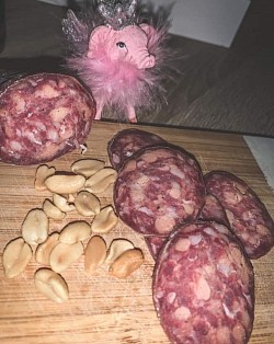 Saucisson, ladsbyfredo, apero, tradition, artisanal, lyonnais, fredo, amoureux, charcuterie, pure porc