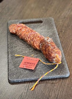 Saucisson, ladsbyfredo, apero, tradition, artisanal, lyonnais, fredo, charcuterie, pure porc, delice, bon prix, degustation